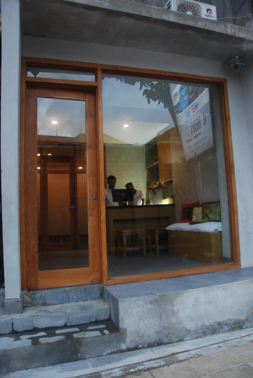 Dbeds Kuta Beach Exterior photo